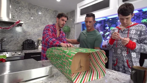 Dakota Lovell: Jax Gives the Best Gifts