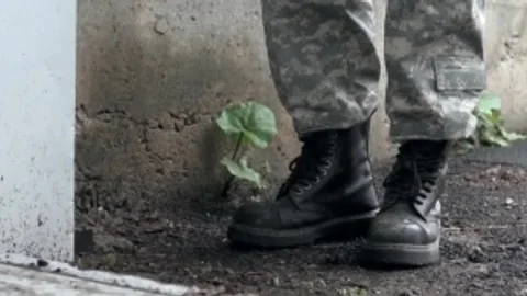 Grunts - Athlete plow