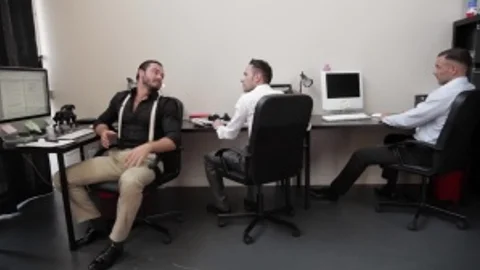 Fooling The Newbie - Jessy Ares & Donato Reyes anal bang